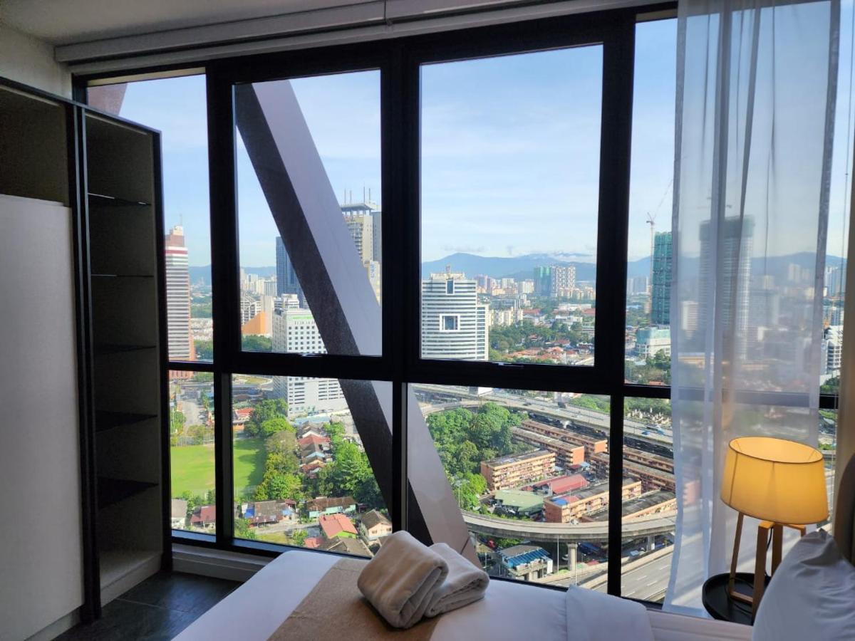 קואלה לומפור Scarletz Suites Klcc By Gc Luxury Suites מראה חיצוני תמונה