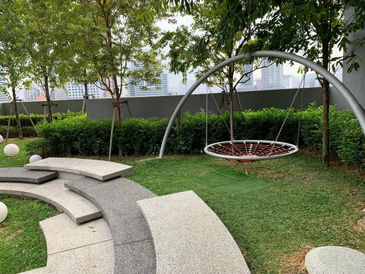 קואלה לומפור Scarletz Suites Klcc By Gc Luxury Suites מראה חיצוני תמונה