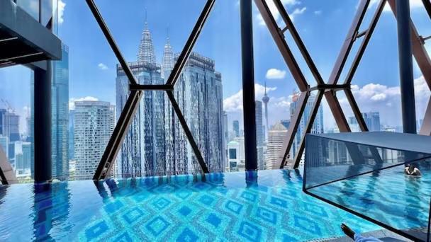 קואלה לומפור Scarletz Suites Klcc By Gc Luxury Suites מראה חיצוני תמונה