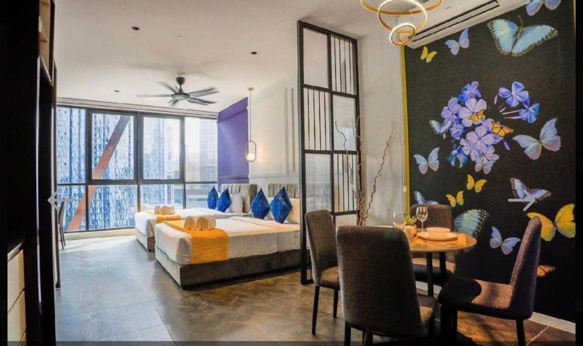 קואלה לומפור Scarletz Suites Klcc By Gc Luxury Suites מראה חיצוני תמונה
