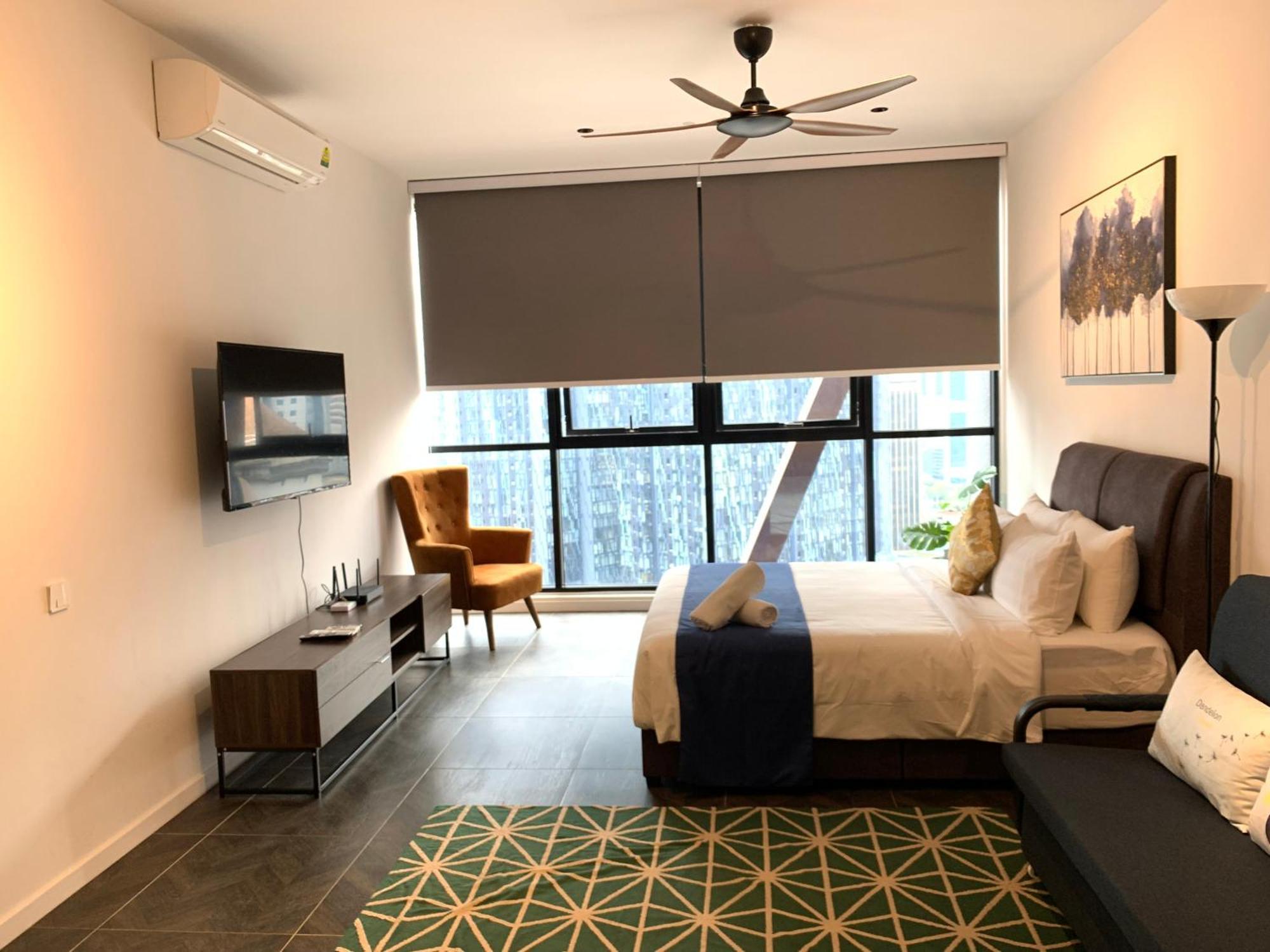 קואלה לומפור Scarletz Suites Klcc By Gc Luxury Suites מראה חיצוני תמונה