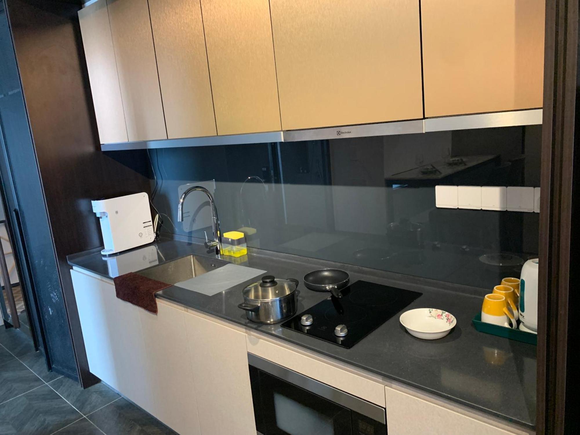 קואלה לומפור Scarletz Suites Klcc By Gc Luxury Suites מראה חיצוני תמונה