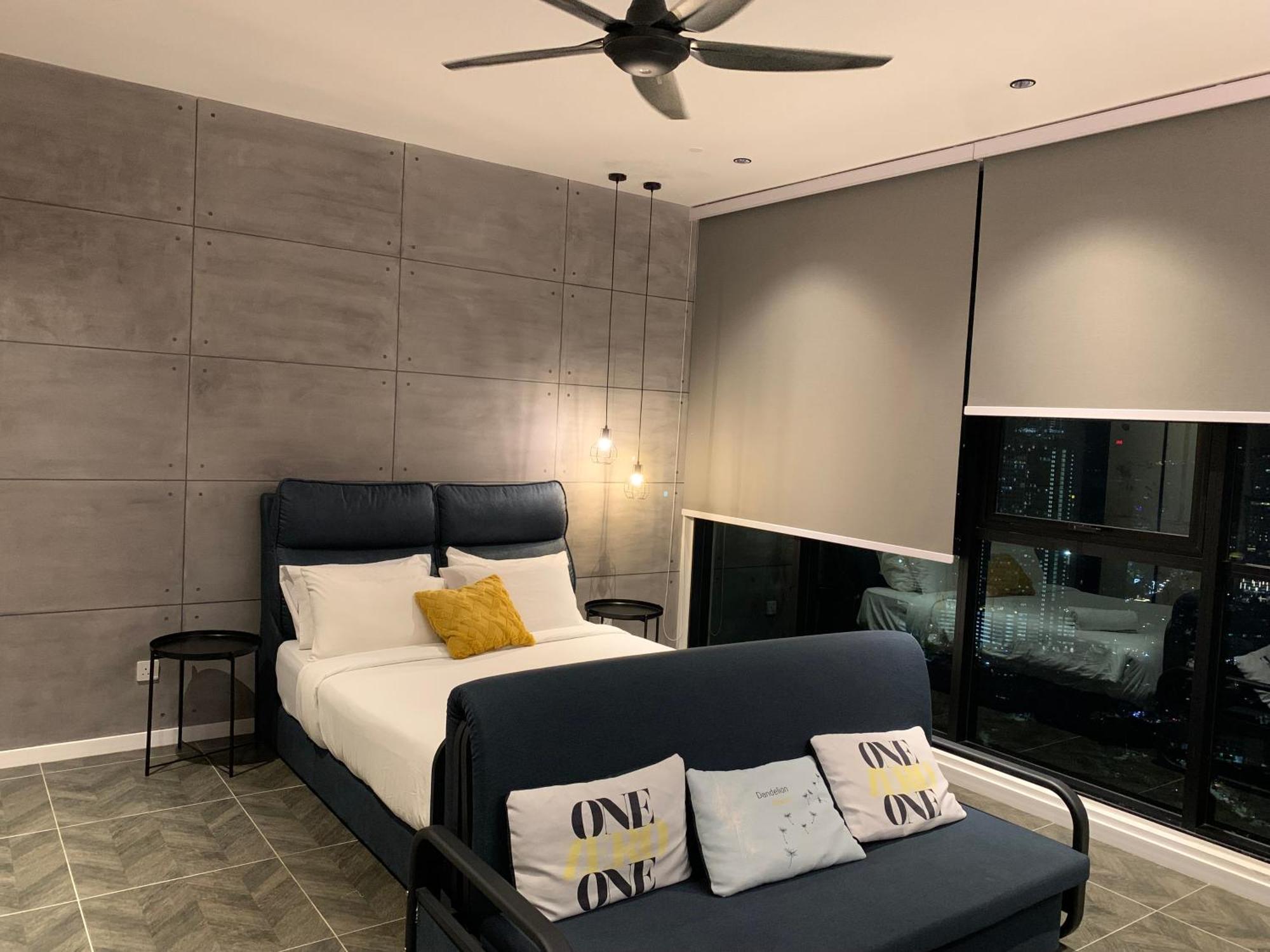 קואלה לומפור Scarletz Suites Klcc By Gc Luxury Suites מראה חיצוני תמונה