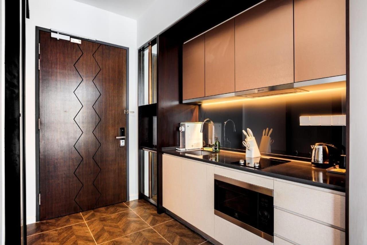 קואלה לומפור Scarletz Suites Klcc By Gc Luxury Suites מראה חיצוני תמונה