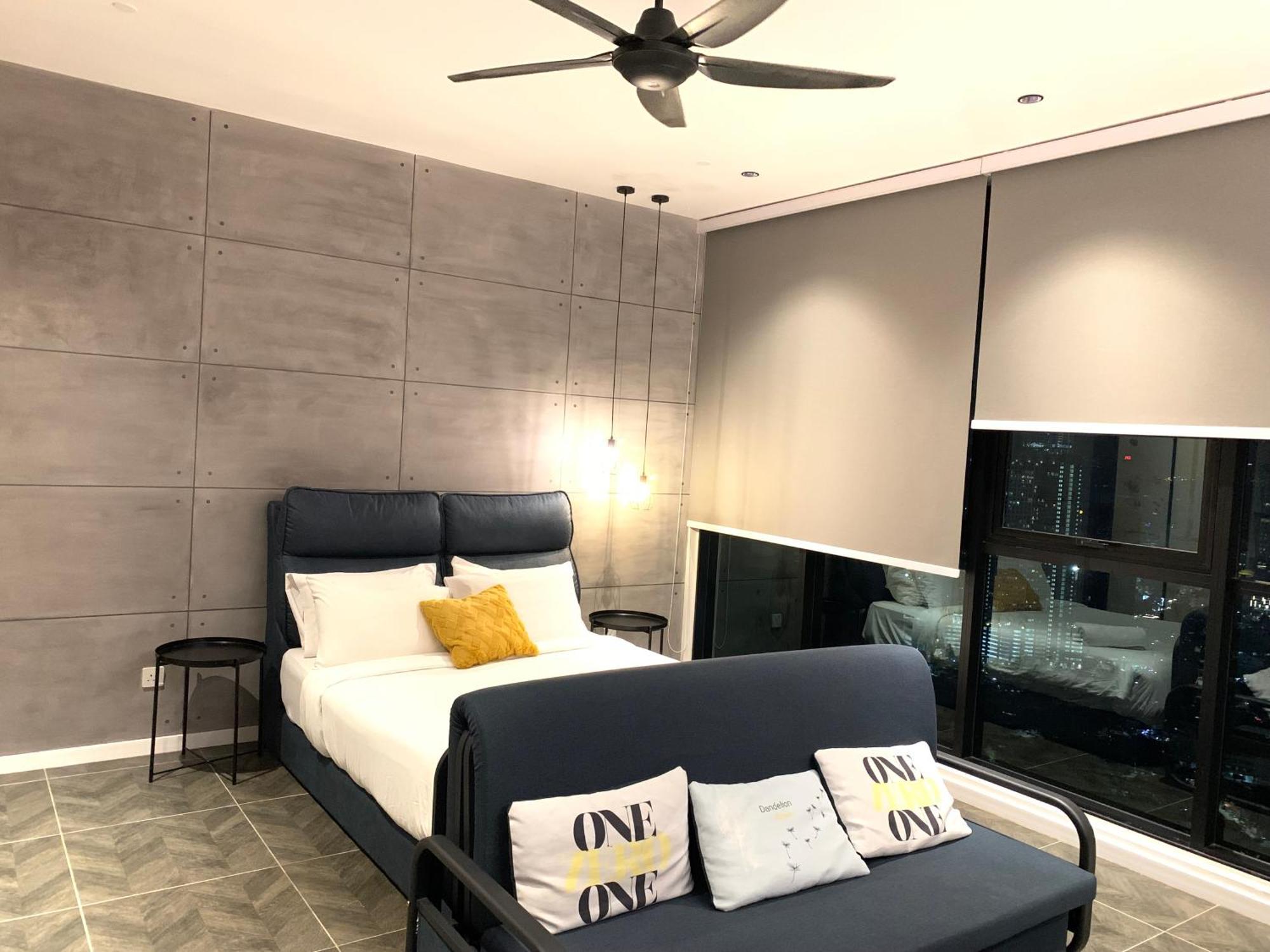 קואלה לומפור Scarletz Suites Klcc By Gc Luxury Suites מראה חיצוני תמונה